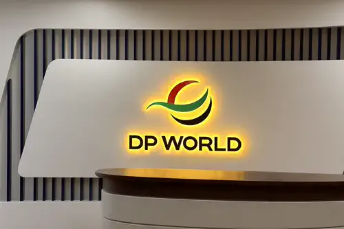 DP World signage, detail 2