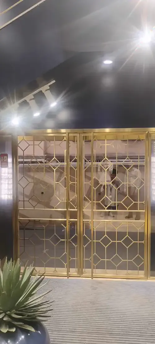 Manubhai Jewellers signage, detail 18