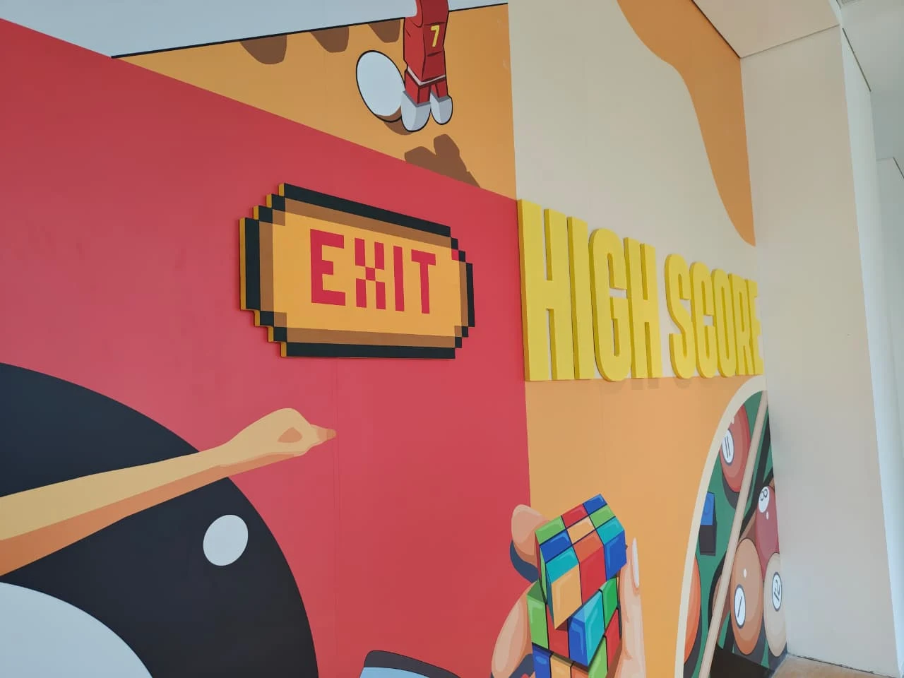 E&H signage, detail 4