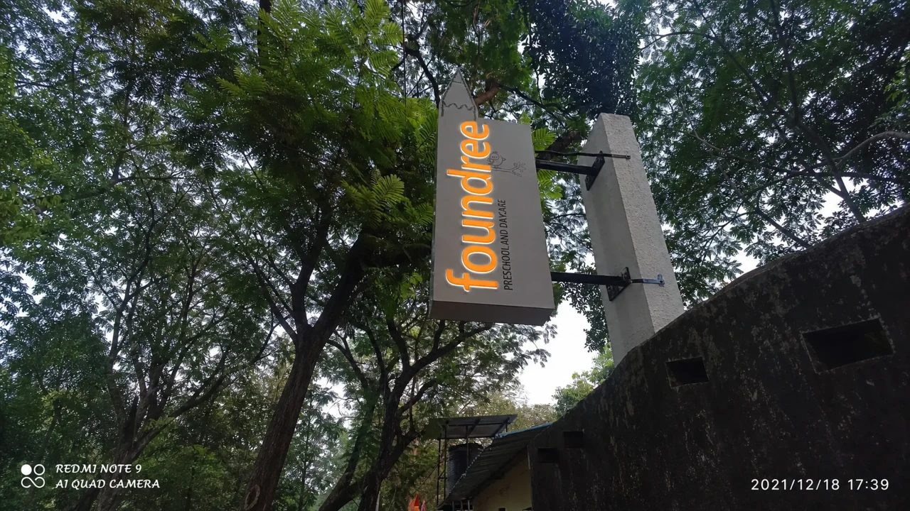 Foundree signage, detail 3